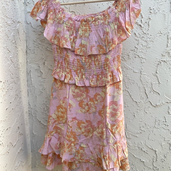 Astr floral print ruffle off- shoulder mini dress smocked bodice size M - Picture 3 of 10